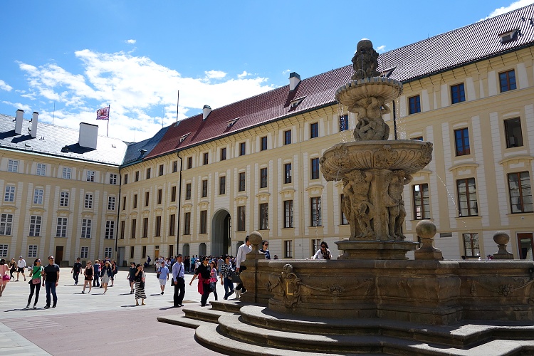 Prague Castle is the largest ancient castle in the world