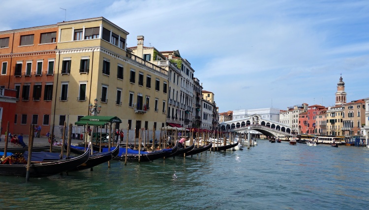 Keep your travel funds apart so that you don't spend it on something else (Venice, Italy)