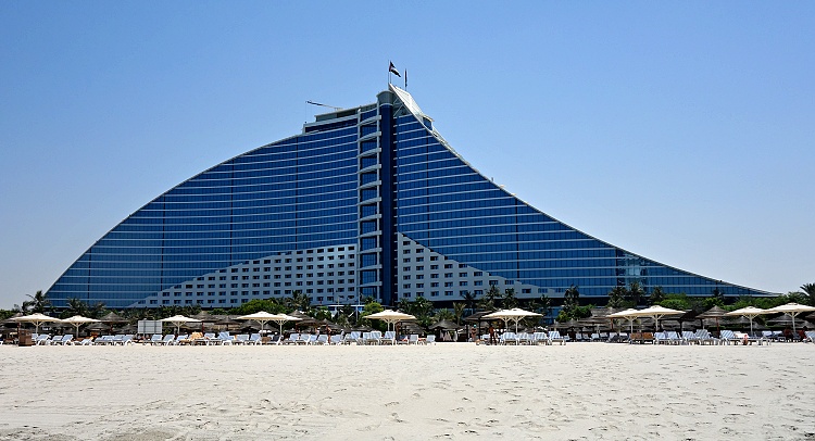 Check the reviews on a few websites to get the feel for the place (Dubai, United Arab Emirates)