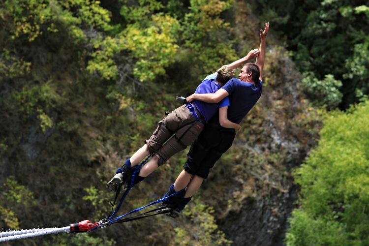 Tandem bungee jumping is a great experience for couples