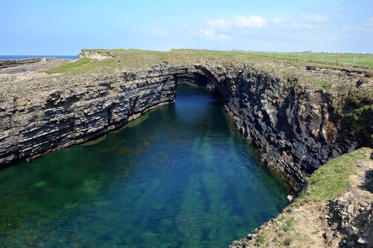 There is only one natural sea arch left at the Bridges of Ross