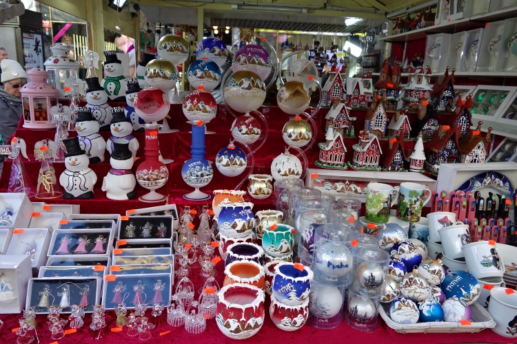 The Christmas markets in Prague offer great value